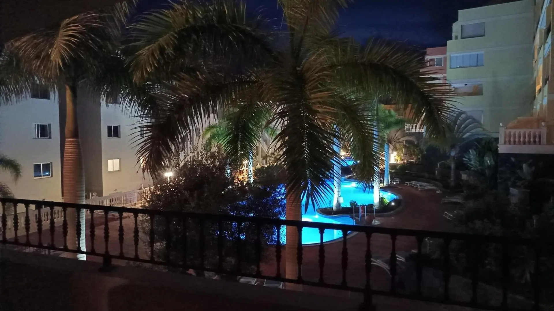 Casa Relax En Palm Mar contacts